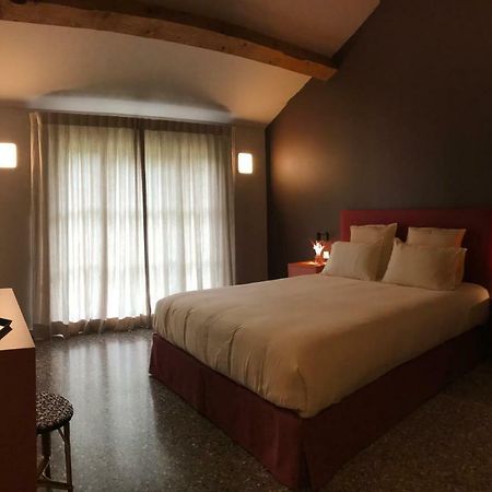 Le Cafe & La Forge Du Petit Badon Villa Salin de Giraud Bagian luar foto