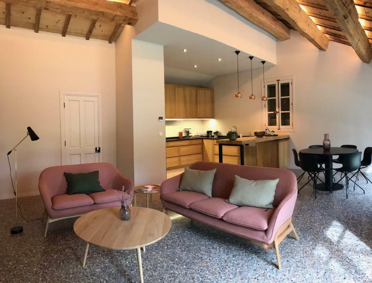 Le Cafe & La Forge Du Petit Badon Villa Salin de Giraud Bagian luar foto